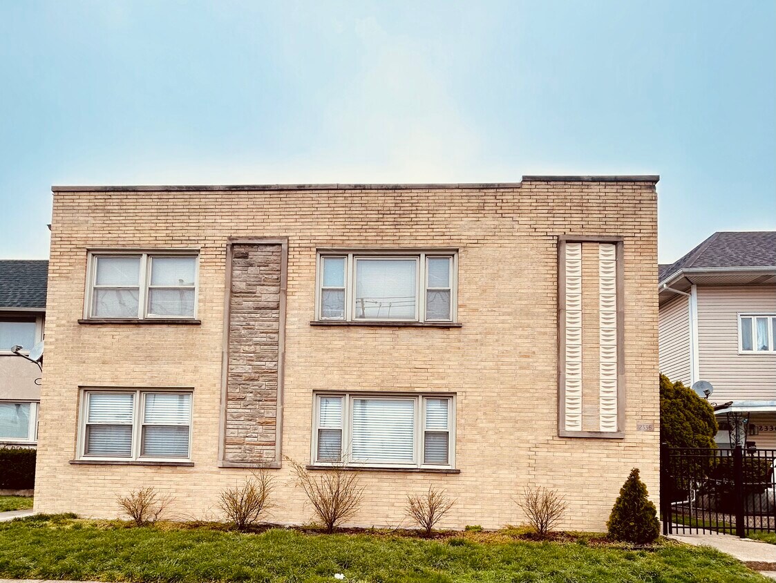 Primary Photo - 2336 Union St
