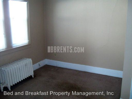 Building Photo - 2652 Benninghofen Ave
