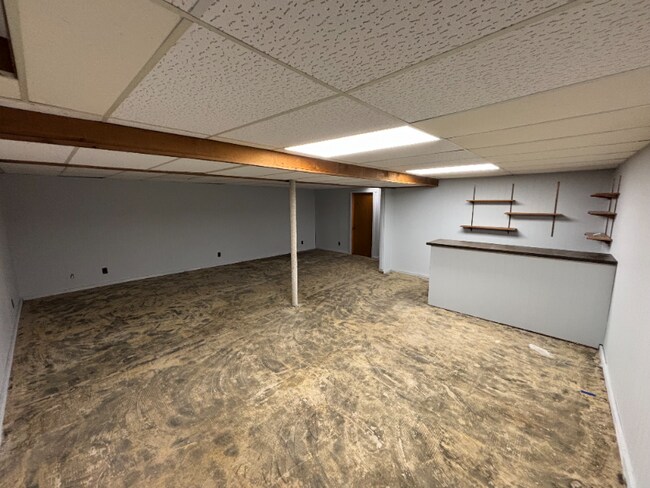 Foto del edificio - 229 S Kranz Ave