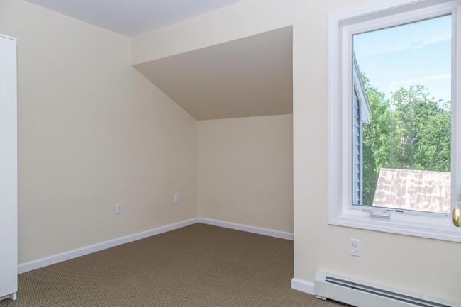 Building Photo - 37 Decatur St