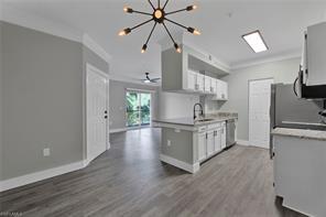 Building Photo - 11521 Villa Grand