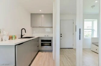 Building Photo - 715 S 3rd St