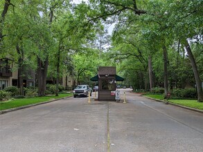 Building Photo - 11711 Memorial Dr