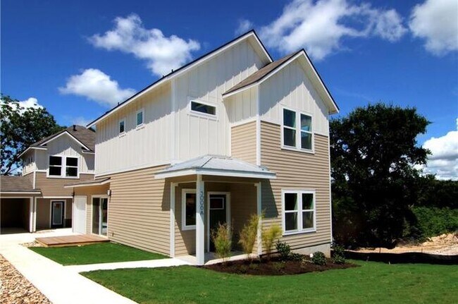 Building Photo - 5006 Baker St