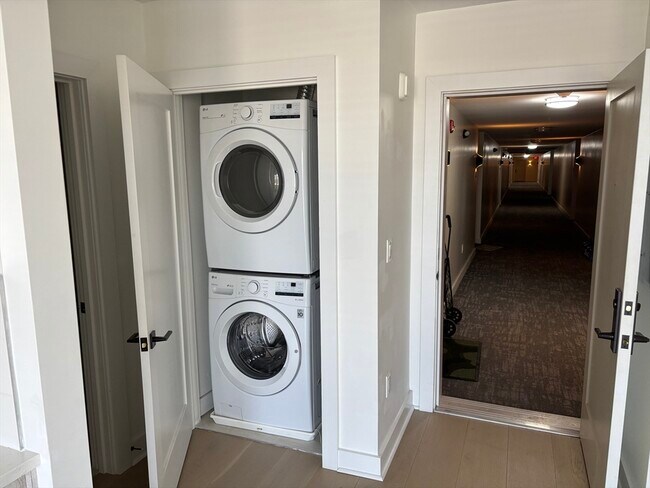 Foto del edificio - 917 Bennington St