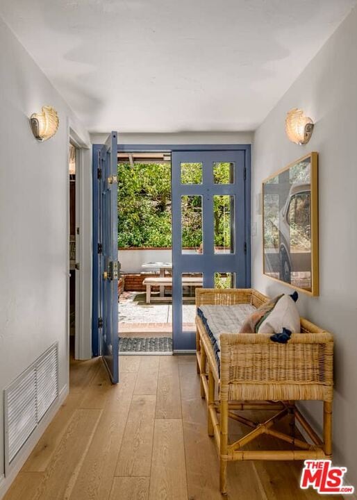 Building Photo - 3266 Mandeville Canyon Rd