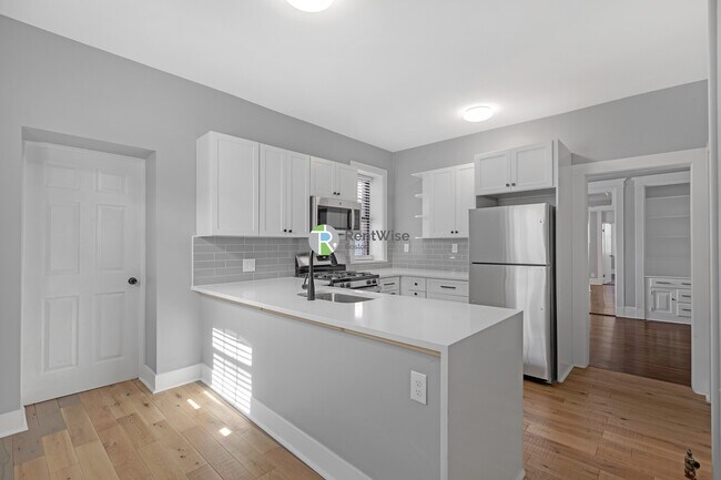 Photo - 28 Glenville Ave Apartment