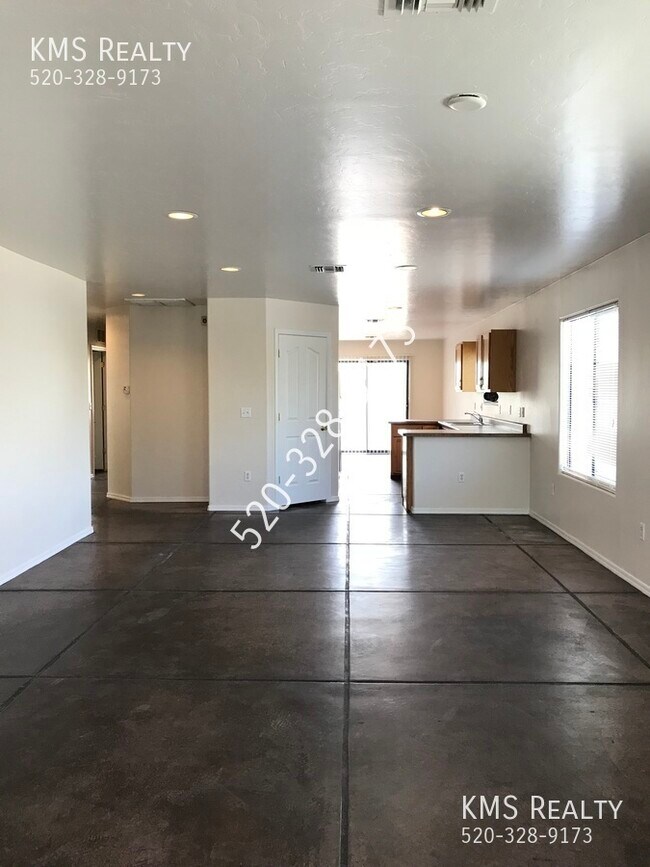 Building Photo - 6910 S Radec Ln
