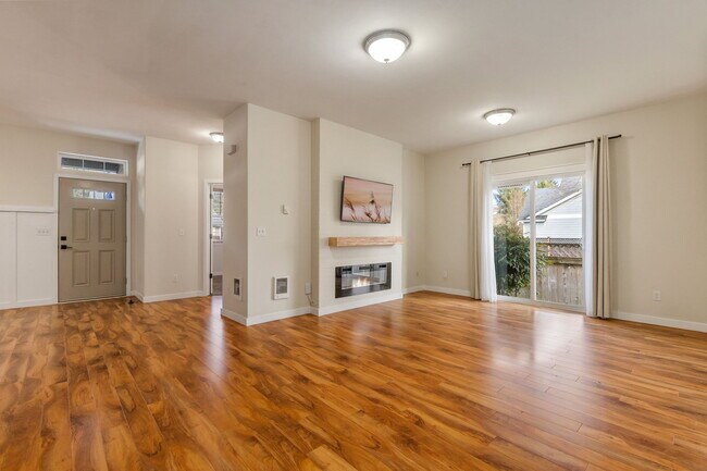 Foto del edificio - 5231 66th Ave SE