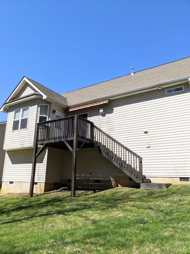 Foto del edificio - 106 Woodcreek Cir