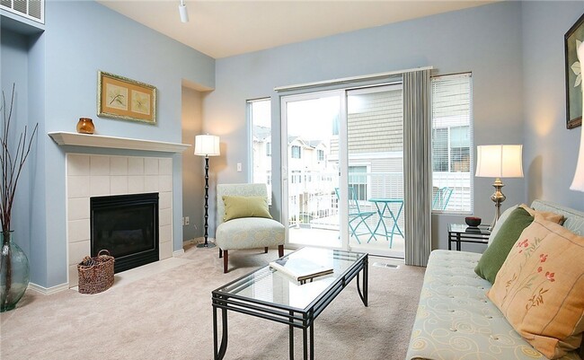 Foto del edificio - A Cambridge Townhome with 2 Beds and 2.5 B...