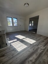 Building Photo - 6228 Melita Rd