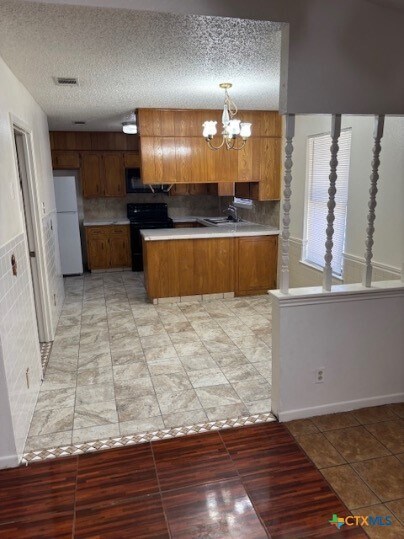 Foto del edificio - 3206 Tallwood Dr