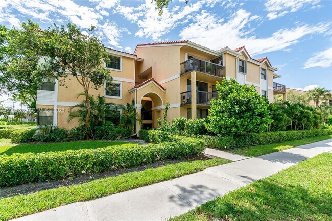 Foto del edificio - 5721 Riverside Dr
