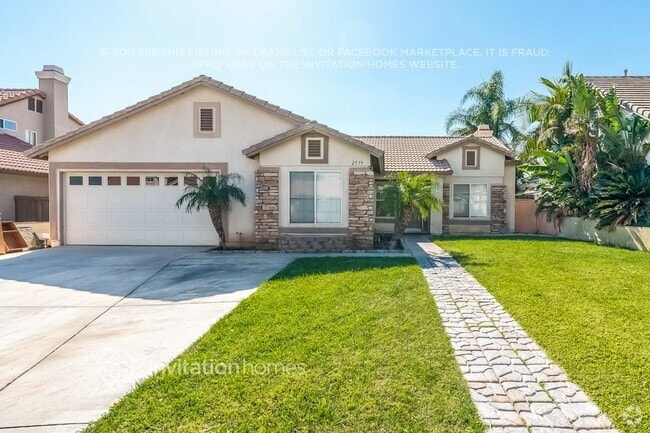 Building Photo - 2539 W Dawnview Dr
