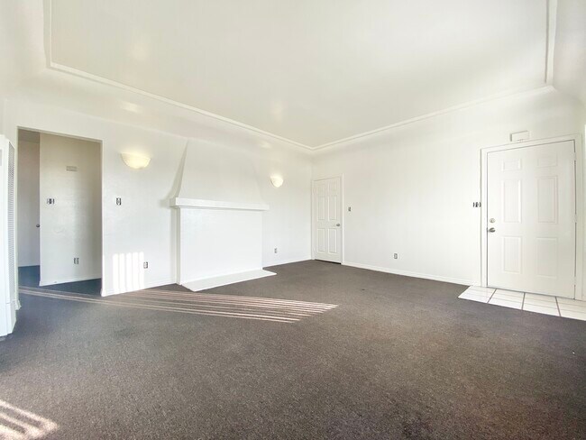 Foto del edificio - 1605 W Vernon Ave