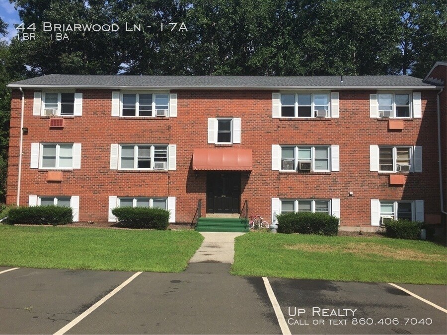 Foto principal - 40-44 Briarwood Ln