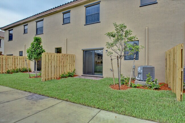Building Photo - 2714 NW 55th Ave.