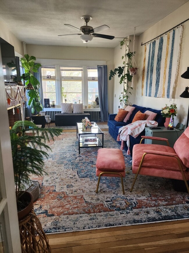 Building Photo - 724 N 19th St Building Photo - 724 N 19th St