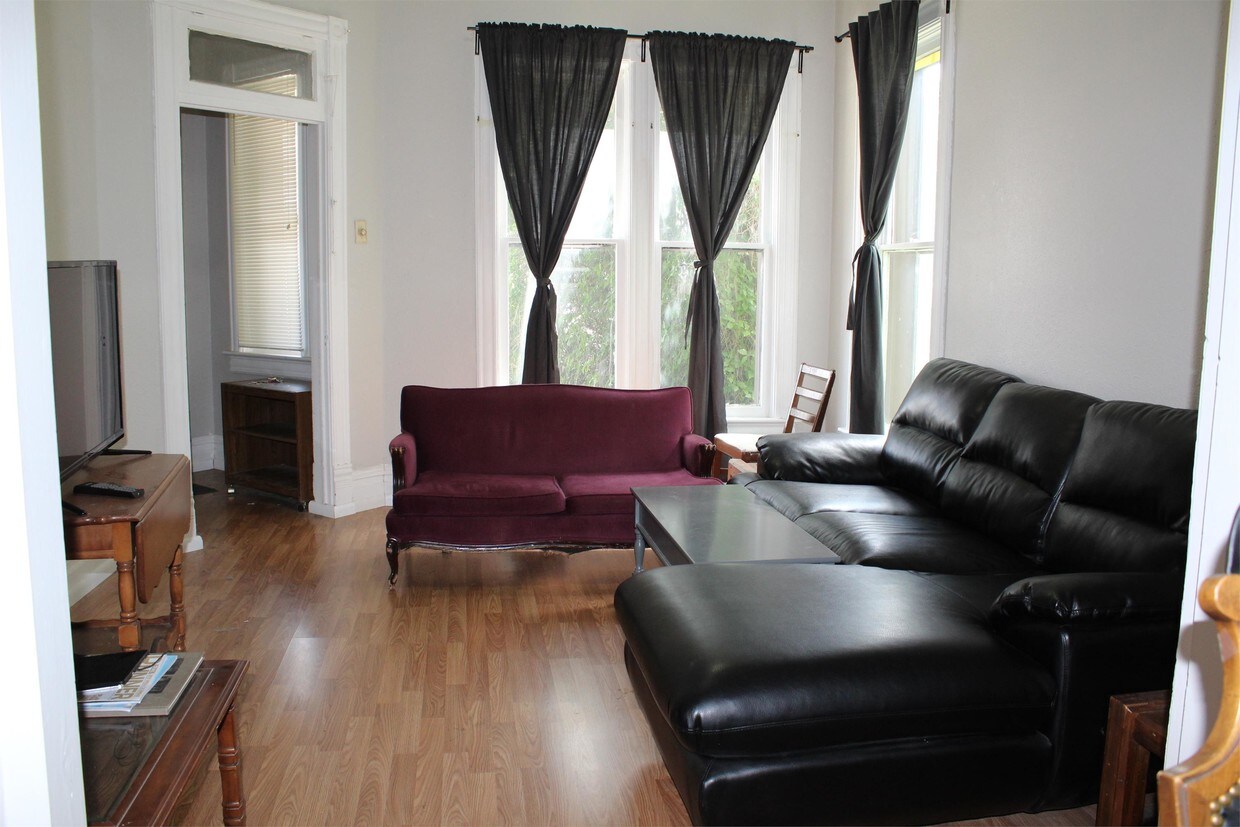 Foto principal - 717 W Quartz St