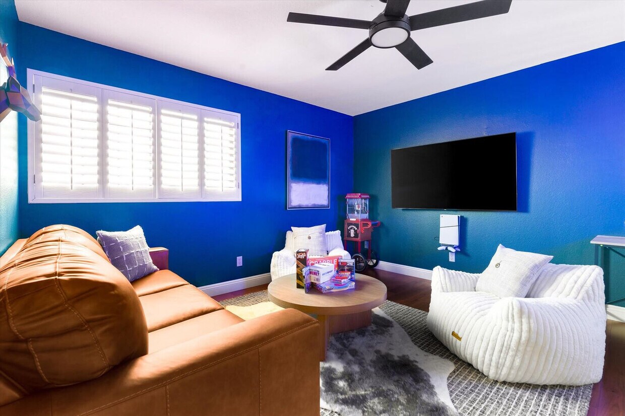 Foto principal - 5604 E Beverly Ln
