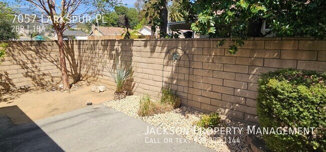 Building Photo - 7057 Larkspur Pl