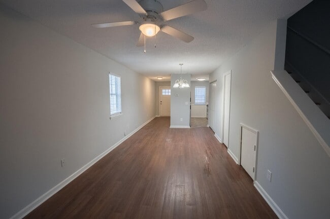 Photo - 944 Bonham Ave Townhome