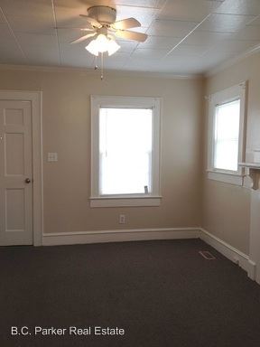 Building Photo - 1546 W Webb Ave
