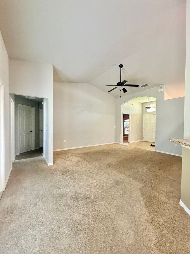 Foto del edificio - Beautiful 4/2 Home in Leesburg