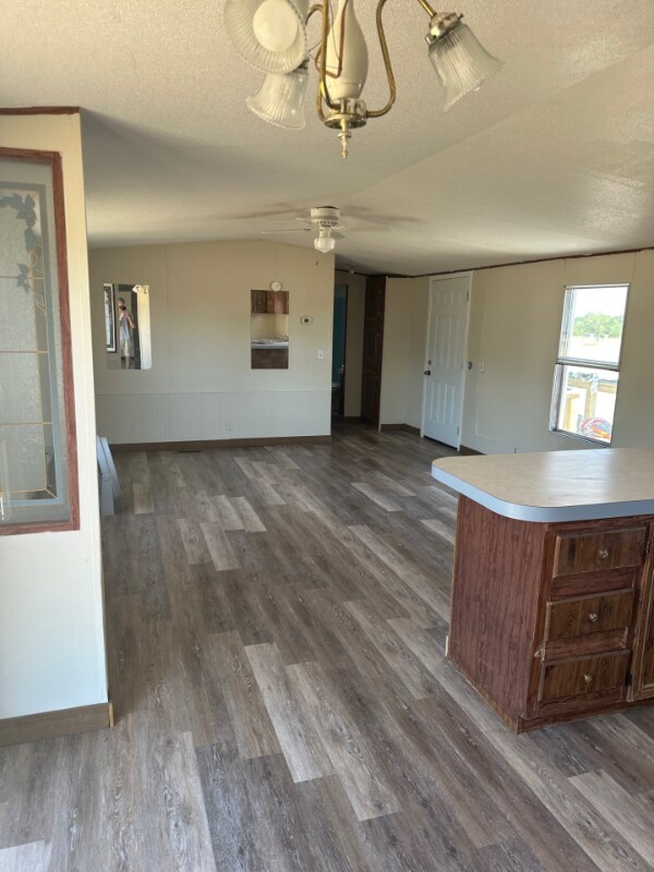 Building Photo - 110 Lorena Meadows Dr