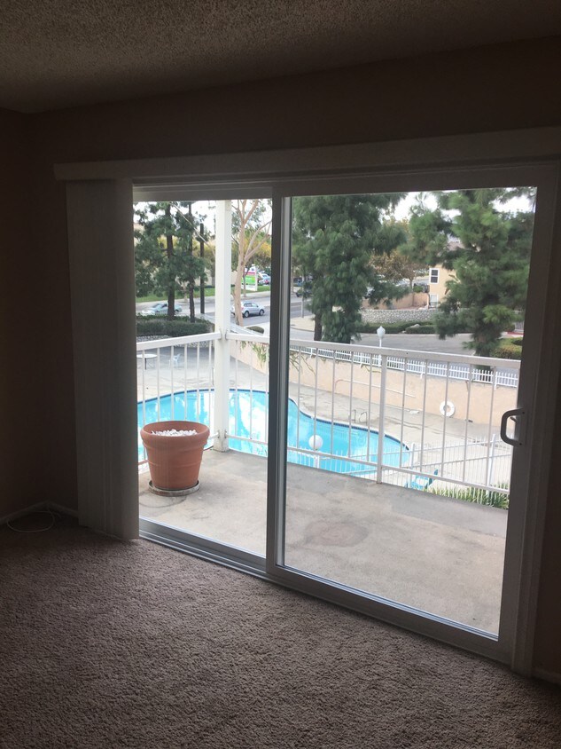 2410 N Towne Ave, Pomona, CA 91767 Rentals in Pomona at 2410 N Towne