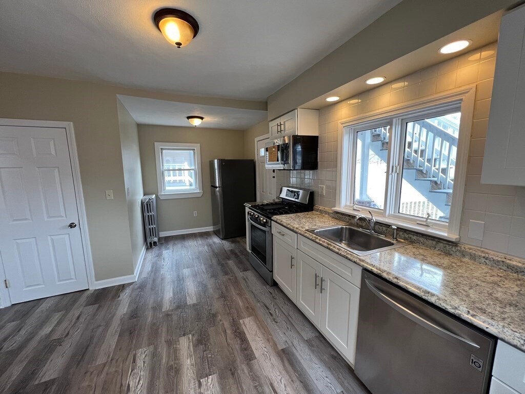 100 Walnut St Unit 1, Everett, MA 02149 Condo for Rent in Everett, MA