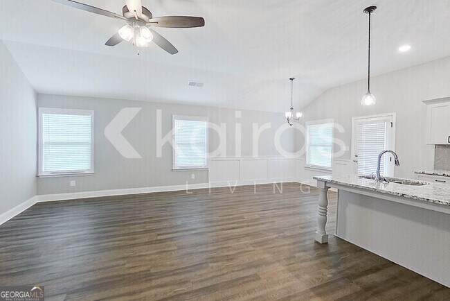 Building Photo - 121 Allentown Ct