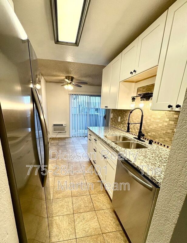 Foto del edificio - 3948 Clear Acre Ln