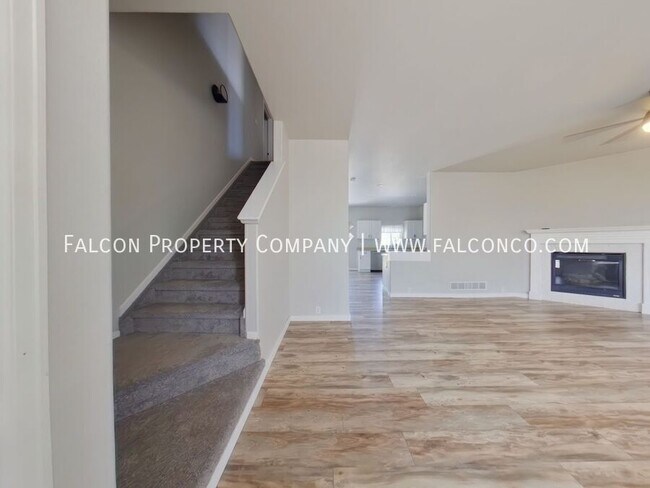 Building Photo - 9345 Hirono Rd