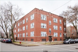 Building Photo - 2252 N Spaulding Ave