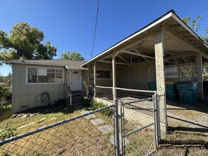 Building Photo - 4254 Howard Cir