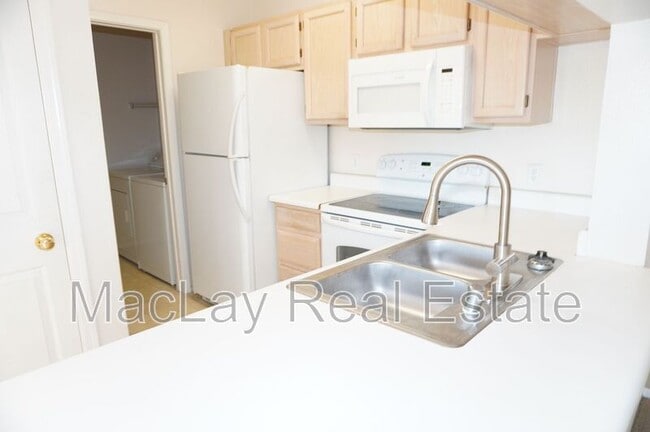 Foto del edificio - 16013 S Desert Foothills Pkwy