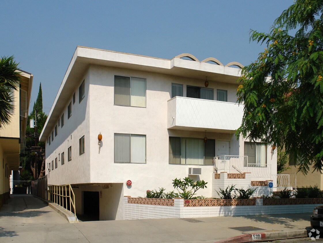 Foto principal - 537 N Orlando Ave