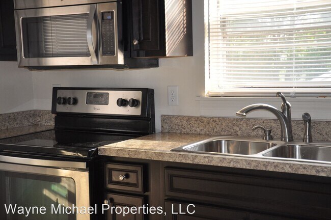 Foto del edificio - 6 br, 3 bath House - 412 Pyke Road