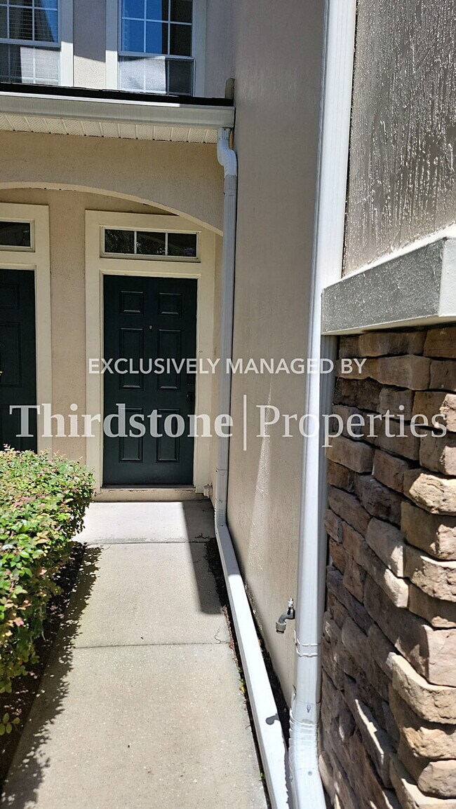 Foto del edificio - 6131 Bartram Village Dr