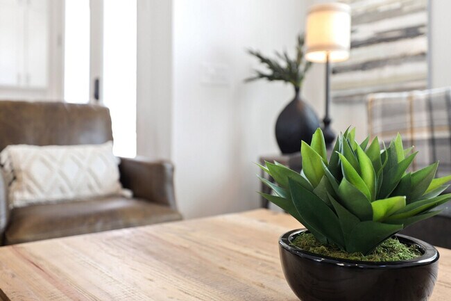 Foto del edificio - 158 E South St