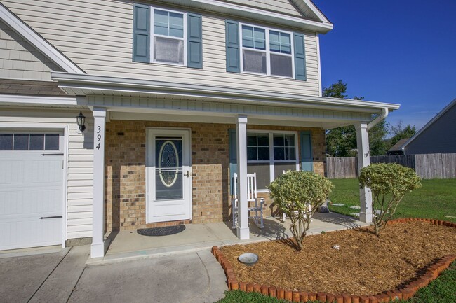 Building Photo - 4 Bedroom, 2.5 Bathroom Home in Aberdeen, NC