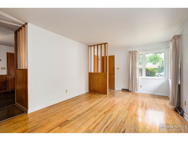 Building Photo - 1033 Briarwood Rd