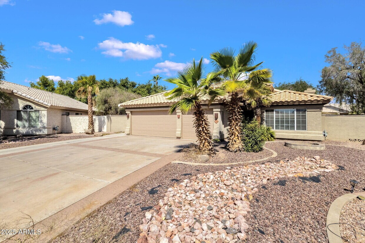 Foto principal - 4616 E Gold Poppy Way