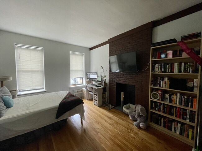 Foto del edificio - 417 E 78th St