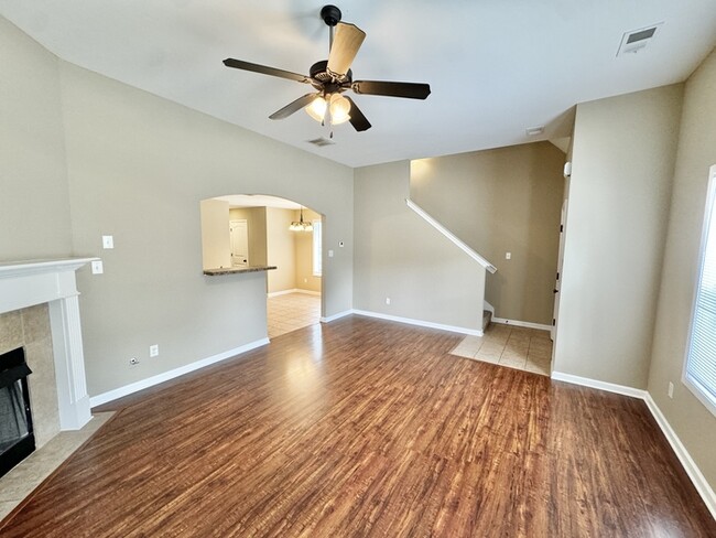 Building Photo - 1552 Wynne Rd