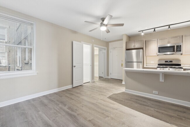 Foto del edificio - 432 W Belmont Ave