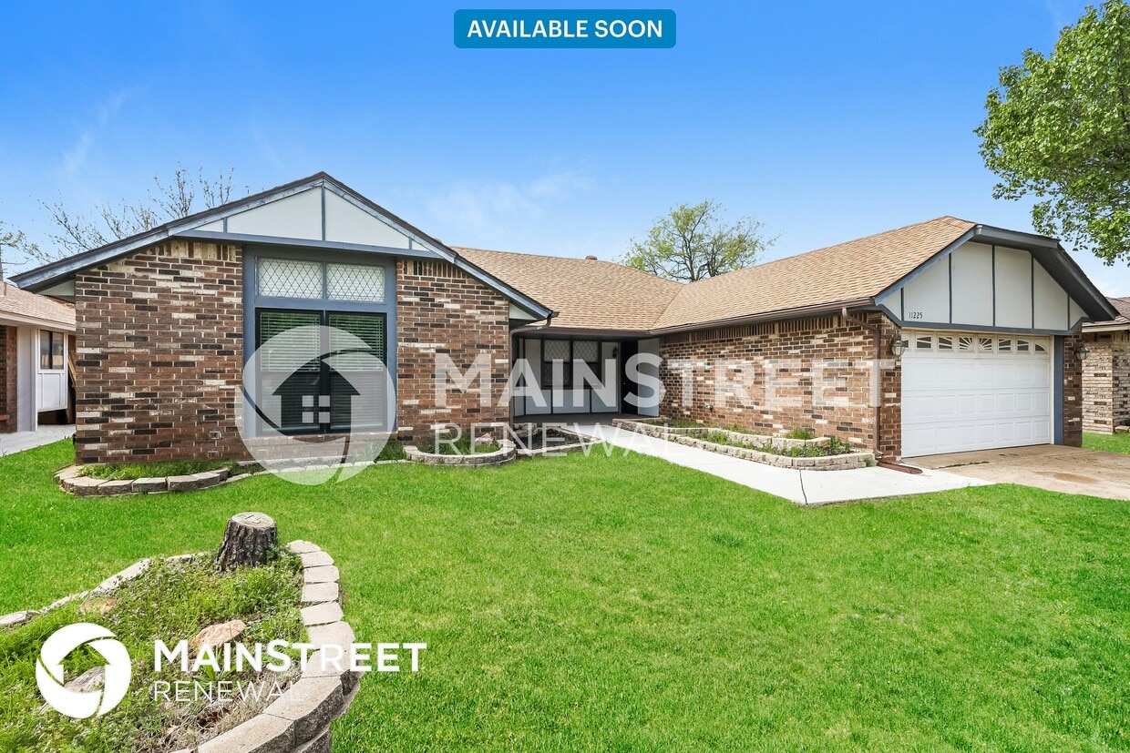 Primary Photo - 11225 Cimarron Dr