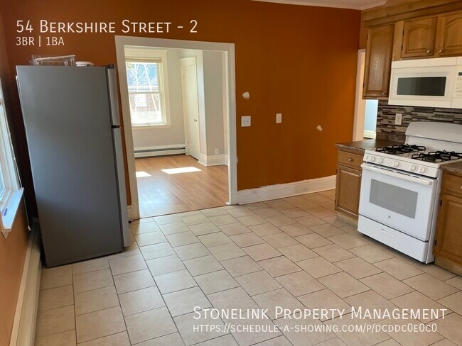 Building Photo - 54 Berkshire Street